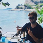 @instagram: Beach life with bae round II
.
.
 #roseallday #cotedazur #breaktime #anjuna #beach