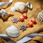 @instagram: (EN????)
Как прекрасны летние закаты!
Можно хоть всю ночь сидеть на берегу, любуясь волнами. Ощущать на коже морской бриз.
Так хочется забрать частичку моря с собой в каменные джунгли.
____________________

How beautiful summer sunsets!
You can even sit a