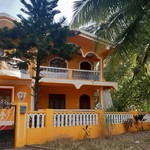 @instagram: #colourful #majorda 
#goa #houses