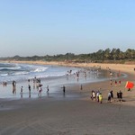 @instagram: Кандолим...
Что сказать... Честно-думала, что будет намного больше народа. Русских практически не было, а вот англичане на каждом углу))
Народа, кстати, тоже не так много, я думала, что будет в разы больше.
В целом мне пляж понравился)) очень много шеков