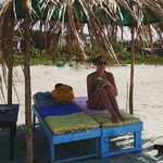 @instagram: Все хорошо, но левостороннее хаотичное движение пугает. Взяли байк, но чет пока по дороге кататься страшно ???? максимум до пляжа и обратно
#безфильтров #закат #отпуск #goa #morjim