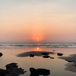 @instagram: Я так сильно прониклась несравненной атмосферой этого места, что даже пересматривая фотографии, слышу запах специй в сладковатом воздухе и шум волны! Всем прекрасного воскресного вечера ???? #goa #ashvem