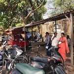 @instagram: Автобусная остановка на автовокзале в Бенаулиме. ????
#NamasteIndia_Stacy_Mali????????
#Stacy_Mali_GOA????????
#Stacy_Mali_India????????
#Индия #India #ГОА #GOA #Benaulim #Benaulimbeach