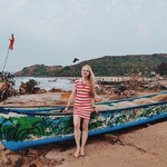 @instagram: ✨Путешествие в одиночку или с компанией ?

Напутствие для тех, кто не может найти компанию, или никак не состыкует свой график с друзьями. Несколько плюсов путешествовать одному:

1. Очевидный плюс – вы ни от кого не зависите: сами планируете время и мест