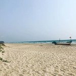 @instagram: Private beach in Goa. Living our best lives ???? 
The sea is as warm as a bath here! The breeze is warm. Sweaty days! 
#india #goa #mandrem #sunnydays #holidays #sandytoes