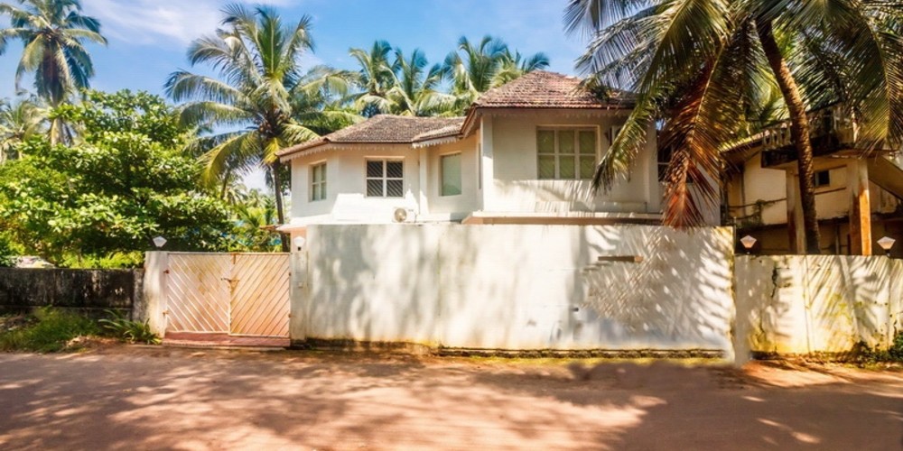 White Sea — House for rent in Morjim
