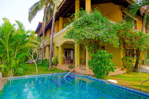 Shine Sand — Villa for rent in Nagoa