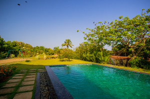 Farrington — Luxury villa for rent in Candolim