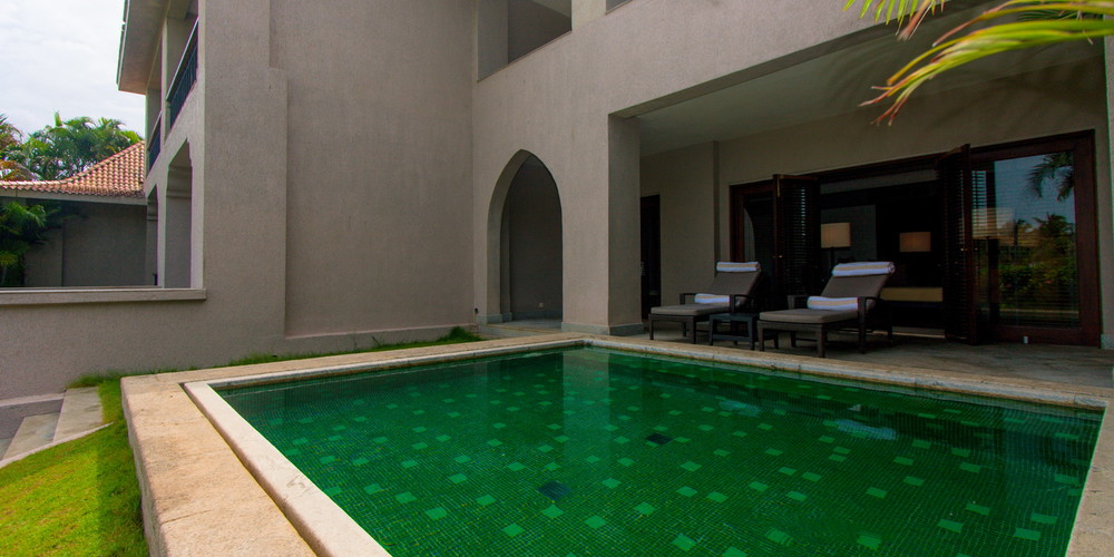 Pinewood — Luxury villa for rent in Cavelossim