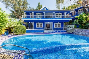 The Bell House — Villa for rent in Siolim