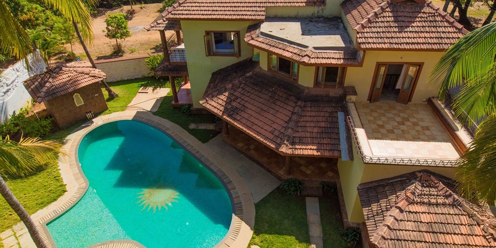 Four Square — Villa for rent in Morjim