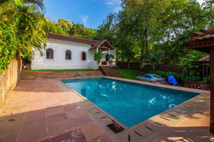 Hima Villa — Luxury villa for rent in Verem