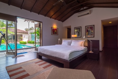 Comfortable luxury en-suite bedroom