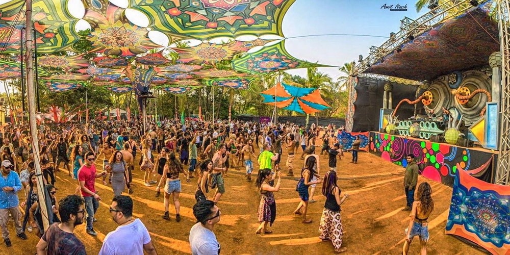 Party on the Anjuna Beach