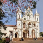 Goa May Gallery: Markets, Fruits, Weather, Beaches